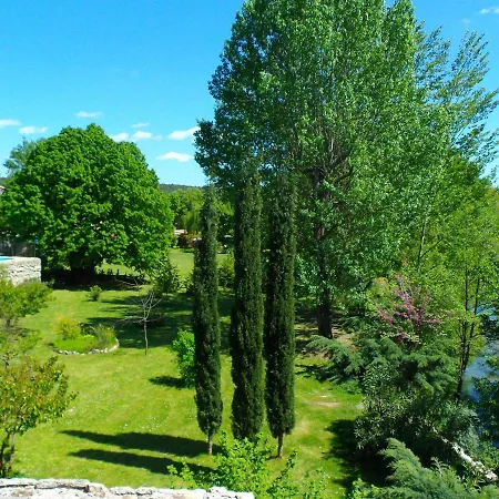 Logis Des Magnans - Deux Familiales Communicantes Pour 4 Ou 5 Personnes *