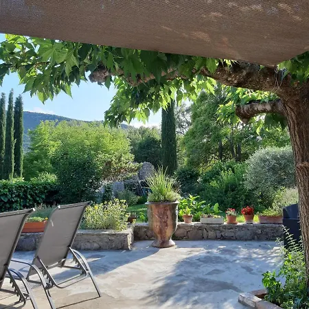 Logis Des Magnans - Deux Familiales Pour 4 Ou 5 Personnes - * Sauve